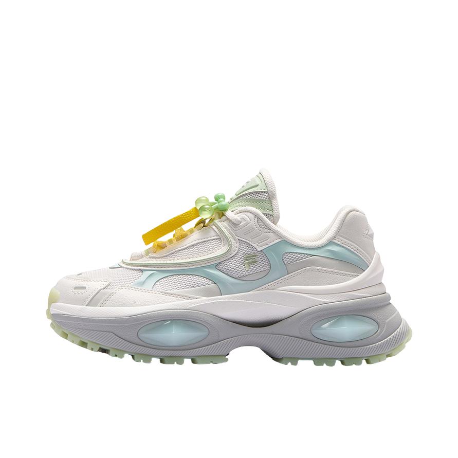 推荐商品：【赵露思同款】FILA/斐乐 Bianco 3 硬糖3 厚底防水 防滑耐磨 系带增高 老爹鞋 女款/标准白/紫罗兰灰
