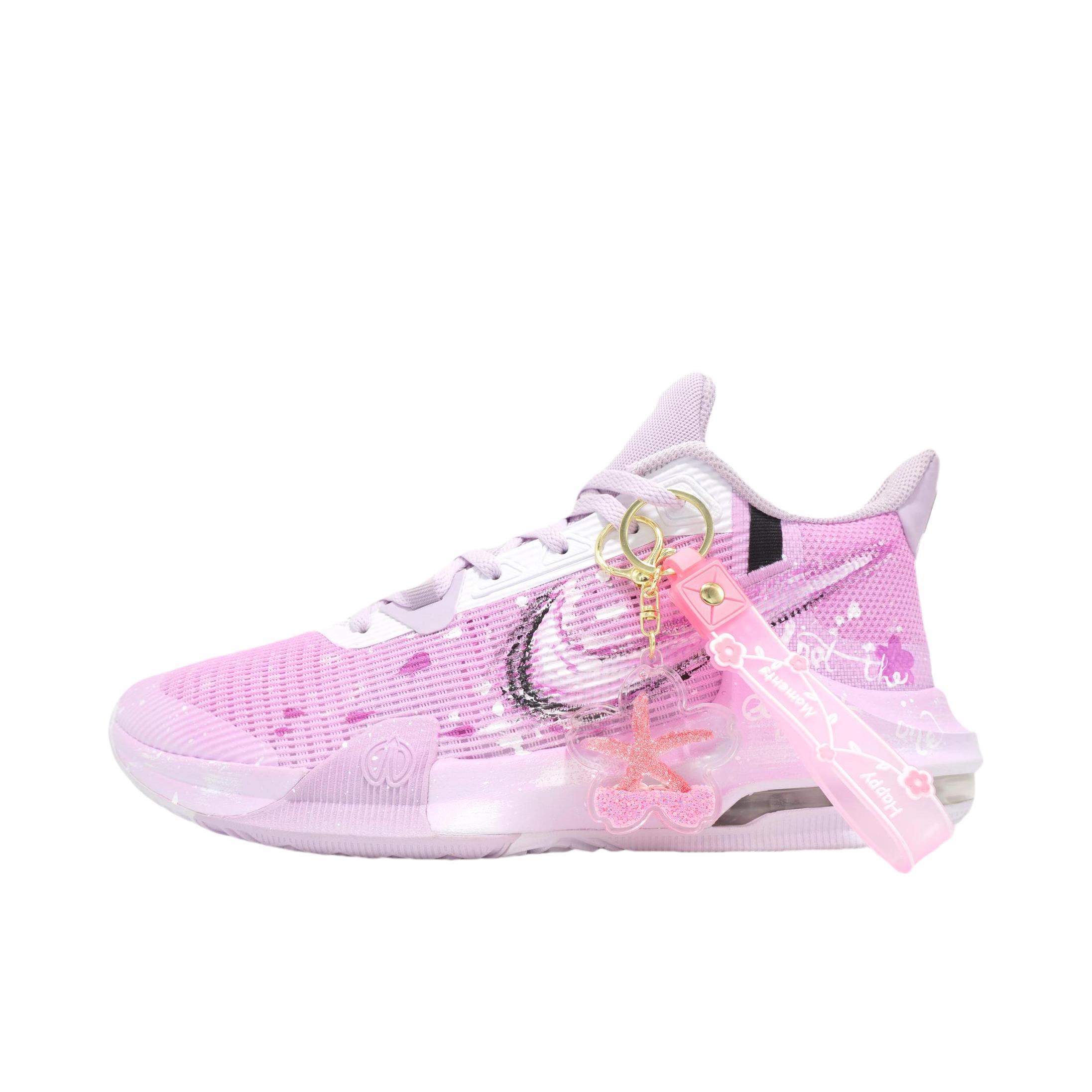推荐商品：【定制球鞋】Nike Air Max Impact 减震回弹 防滑耐磨 美式百搭 时尚潮流 支撑 篮球鞋 落樱季 