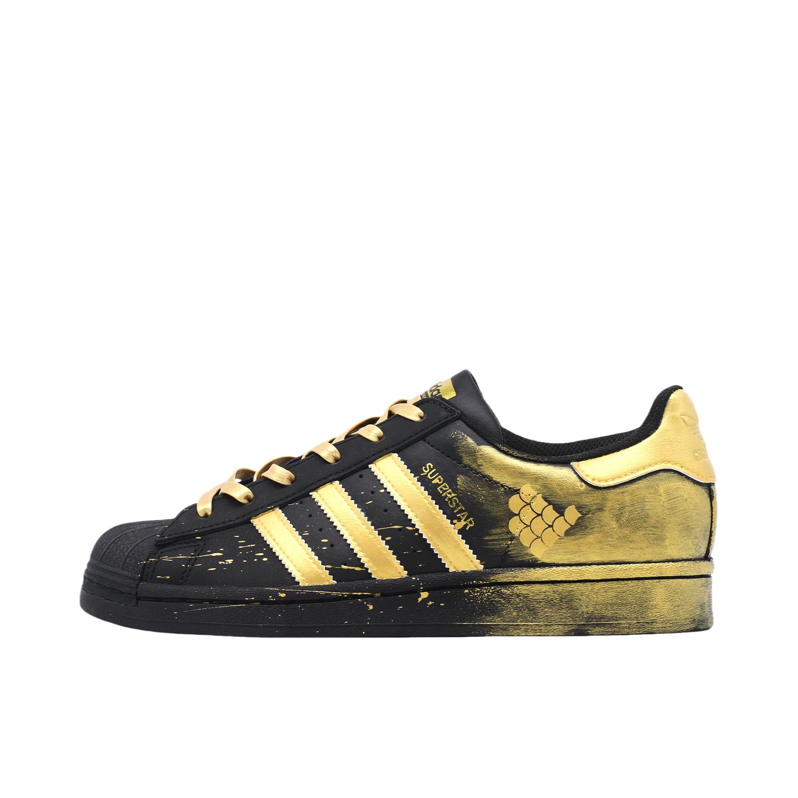 推荐商品：【定制球鞋】 adidas Originals Superstar 板鞋 防踢减震防滑耐磨百搭潮流时尚合成革贝壳头 黑金龙鳞 