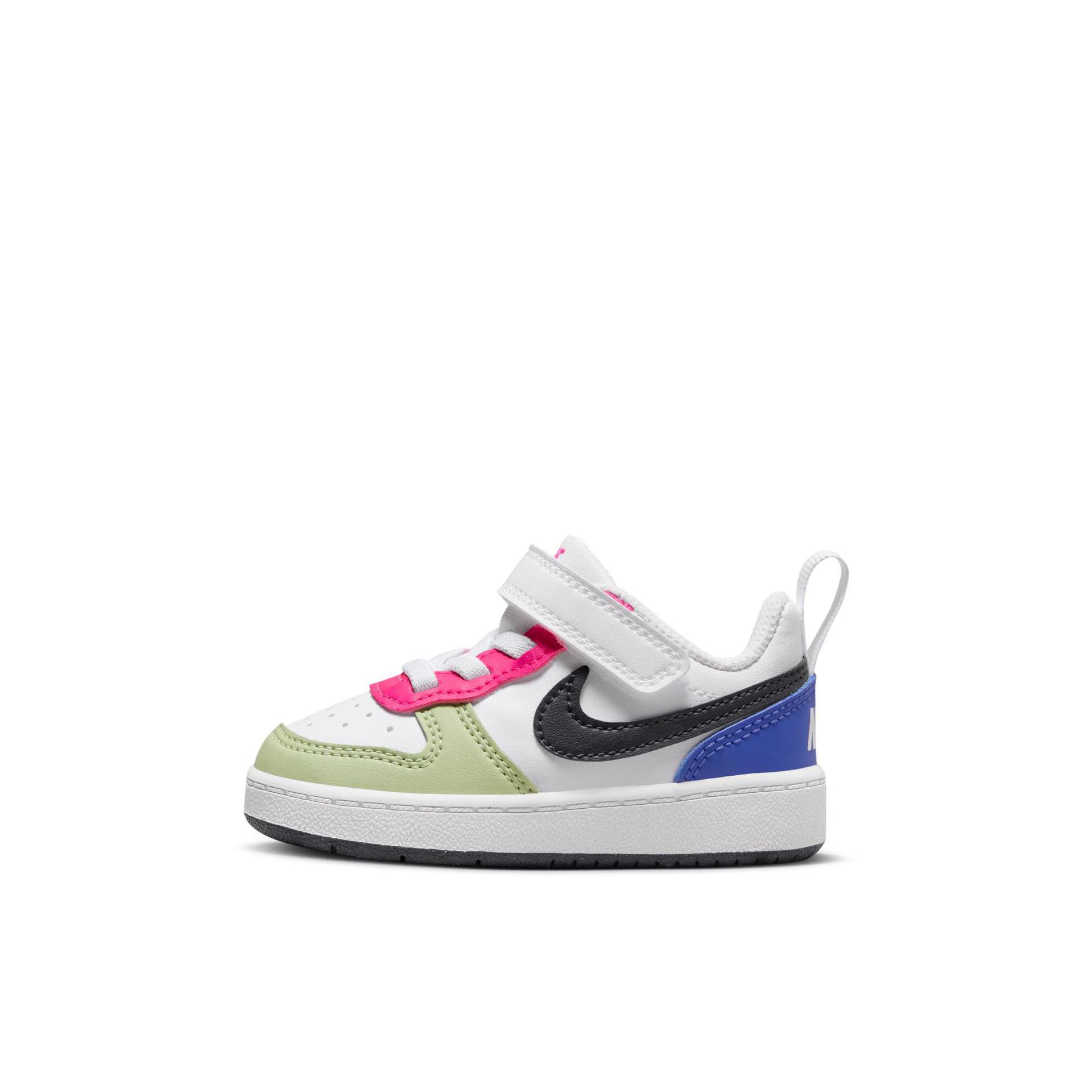 推荐商品：Nike  Court Borough  时尚潮流 舒适轻便 休闲耐磨  板鞋 儿童 婴童/白色/暗蓝黑/热情粉