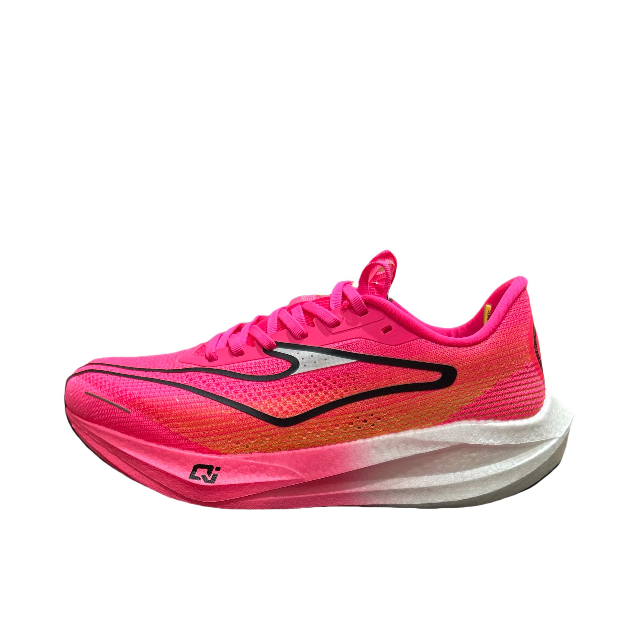 推荐商品：鸿星尔克 惊尘2 百搭 防滑 耐磨 低帮 碳板 跑鞋 荧光玫粉