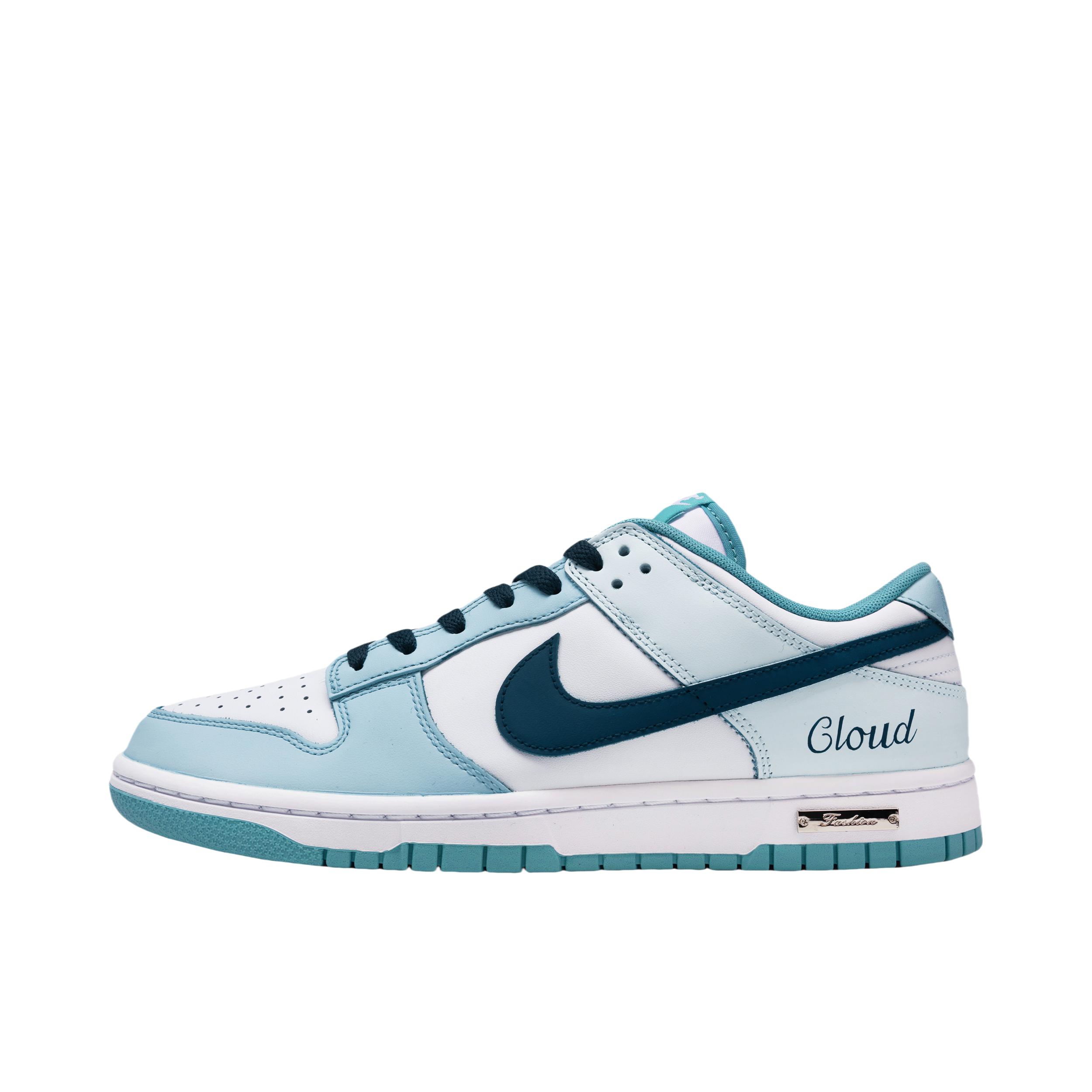 推荐商品：【定制球鞋】 Nike Dunk 板鞋 平跟系带防滑耐磨做旧高街简约百搭潮流复古美式 蓝色秘境 