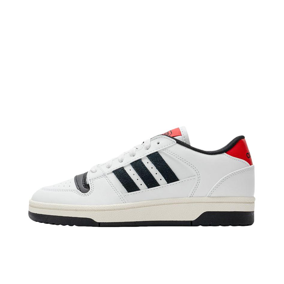 推荐商品：adidas Turnaround 板鞋 防滑耐磨舒适透气时尚潮流百搭复古篮球风 白色
