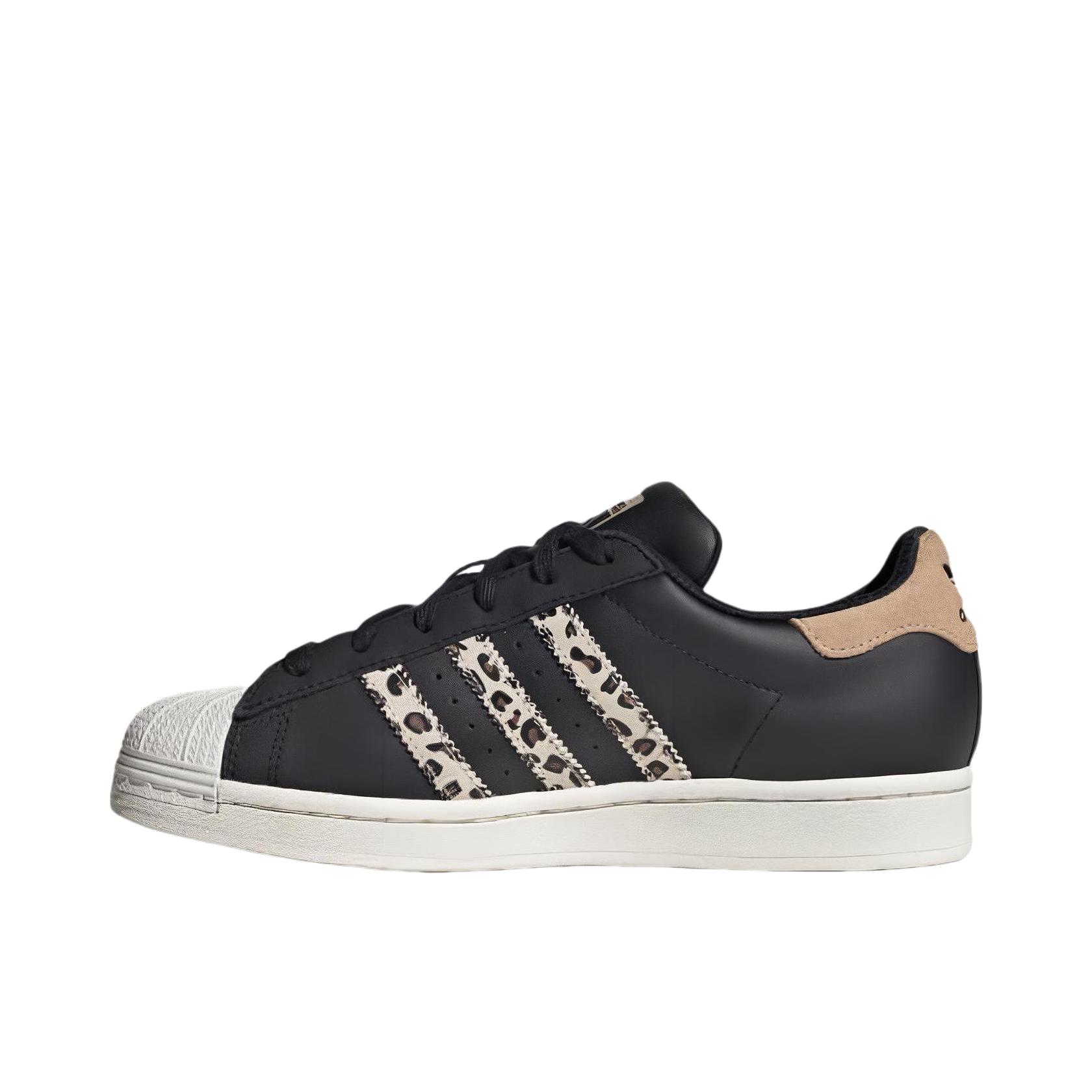 推荐商品：【宋雨琦同款】 adidas Originals Superstar 板鞋 轻便贝壳头薄底舒适百搭耐磨复古 黑色/白色/褐色