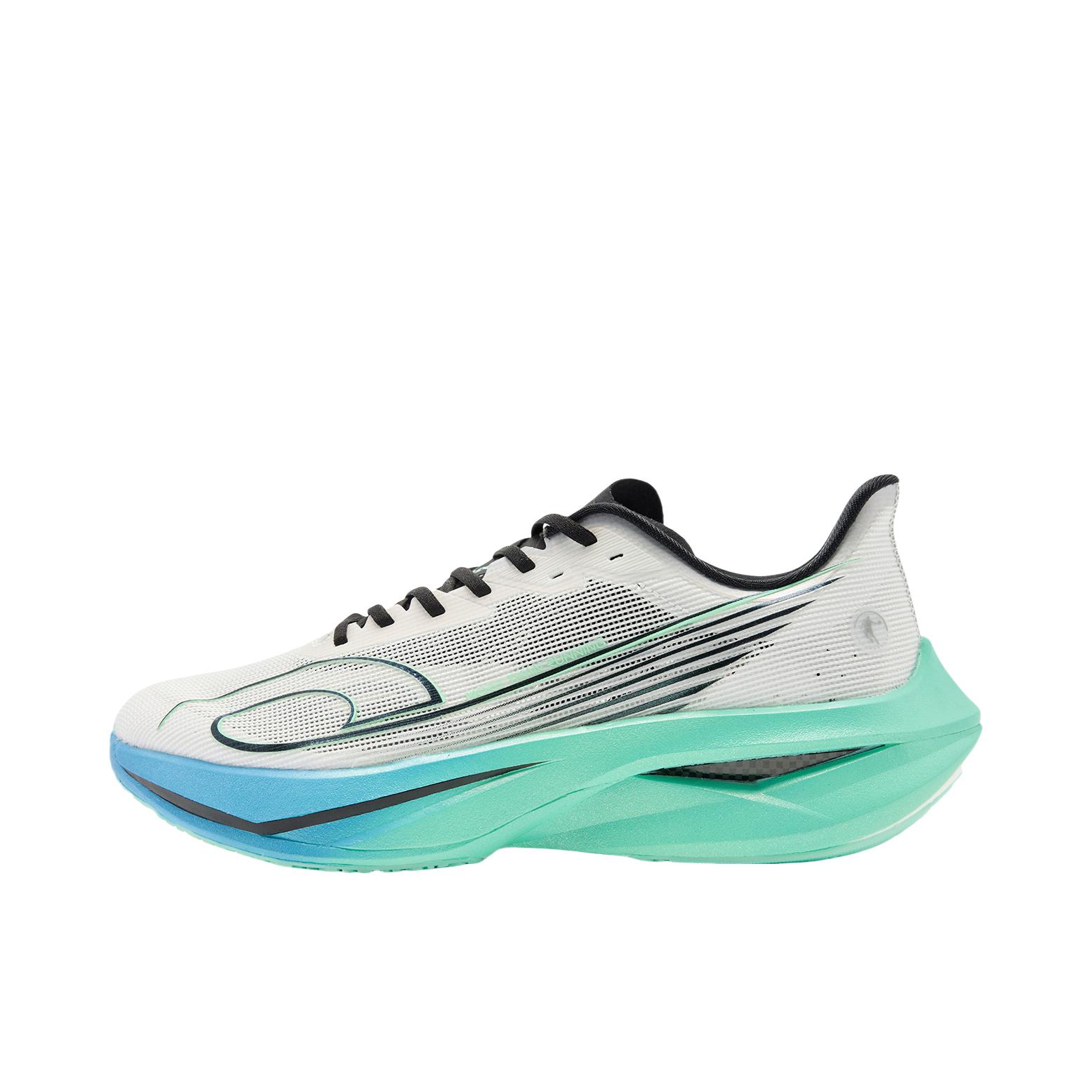 推荐商品：乔丹体育 飞速3.0 Pro 跑鞋 碳板竞速网面透气防滑耐磨减震轻便公路体考体测长跑跑道夜练 乔丹白/智能绿