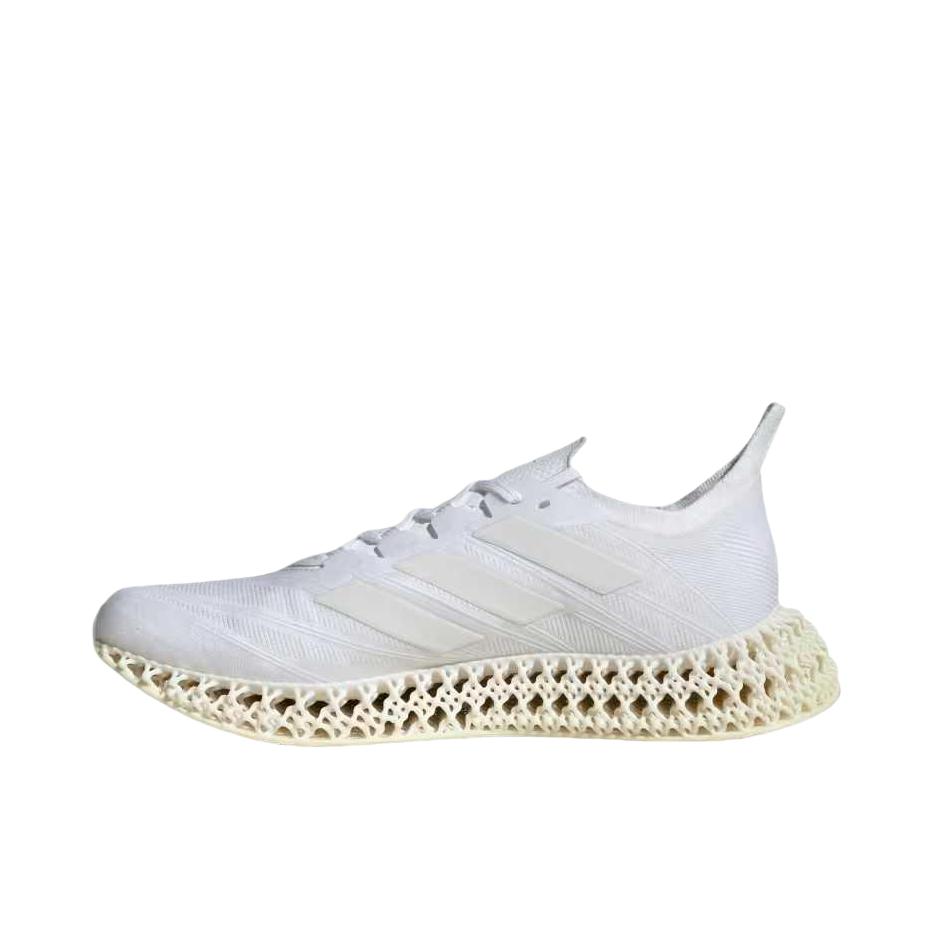 推荐商品：adidas 4DFWD 跑鞋 减震回弹网面透气防滑耐磨织物碳板自带推进力运动随心畅跑 男款/云白/芯白