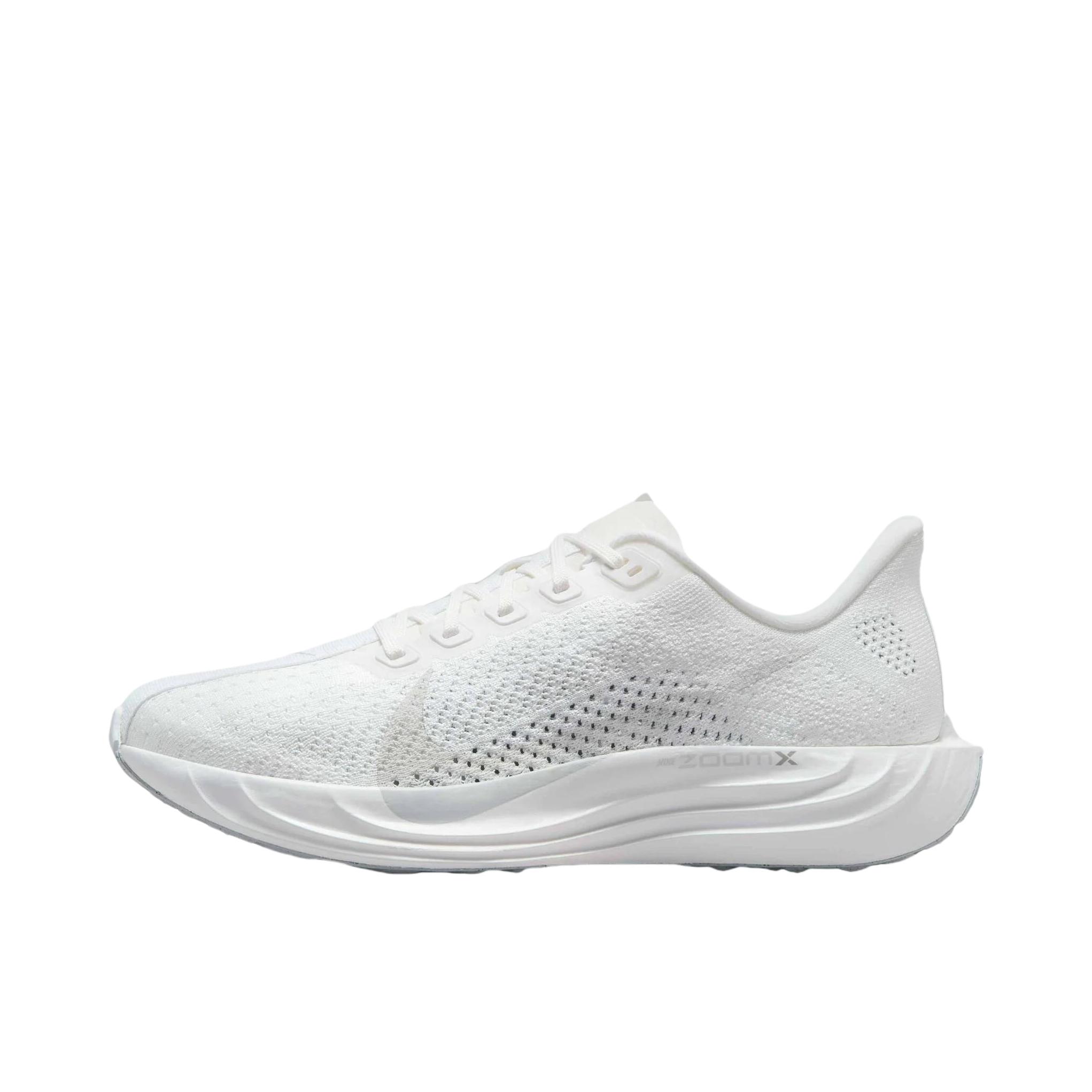 推荐商品：Nike Pegasus Plus 超级飞马 跑鞋 透气耐磨回弹织物支撑减震训练竞速贴合 女款/白色