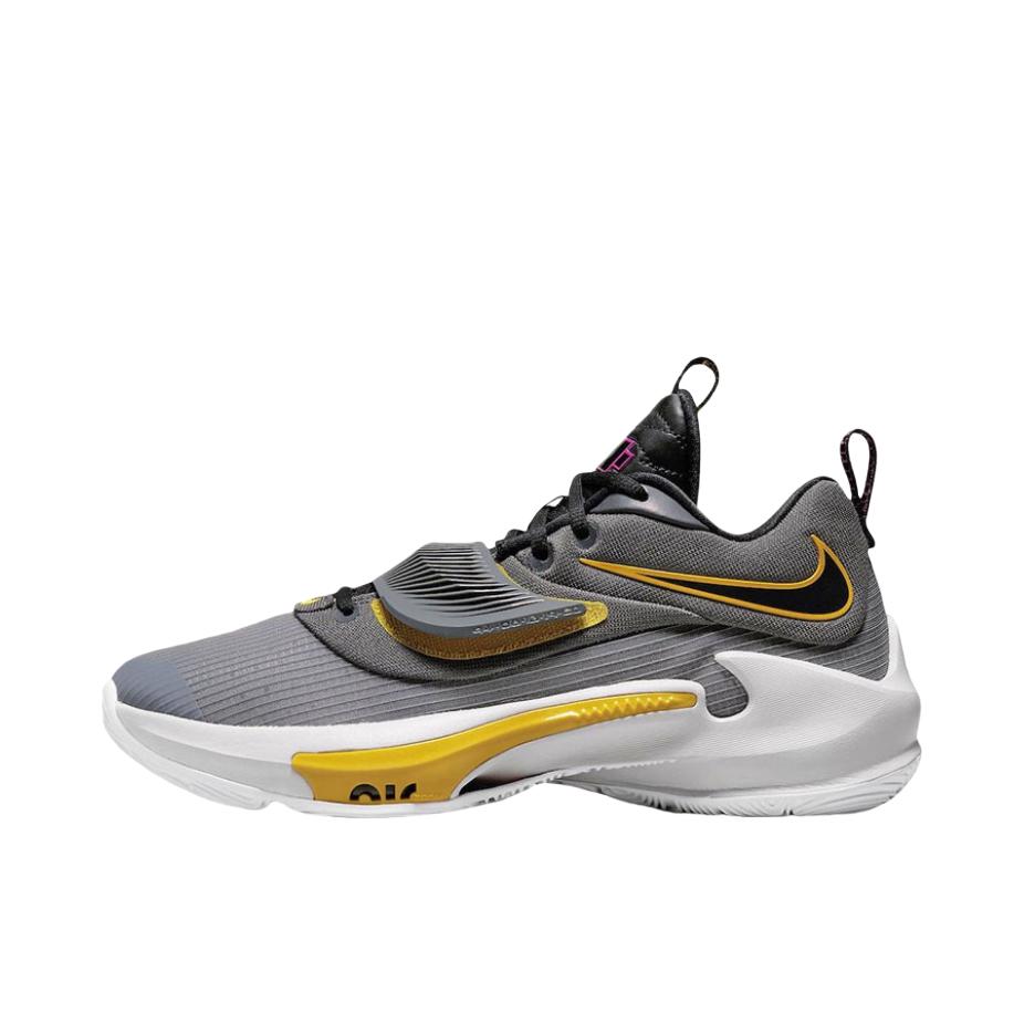 推荐商品：Nike Zoom Freak 3 字母哥3代 双Zoom 防滑耐磨 稳固抓地 包裹性 篮球鞋 国外版/灰色/黄色