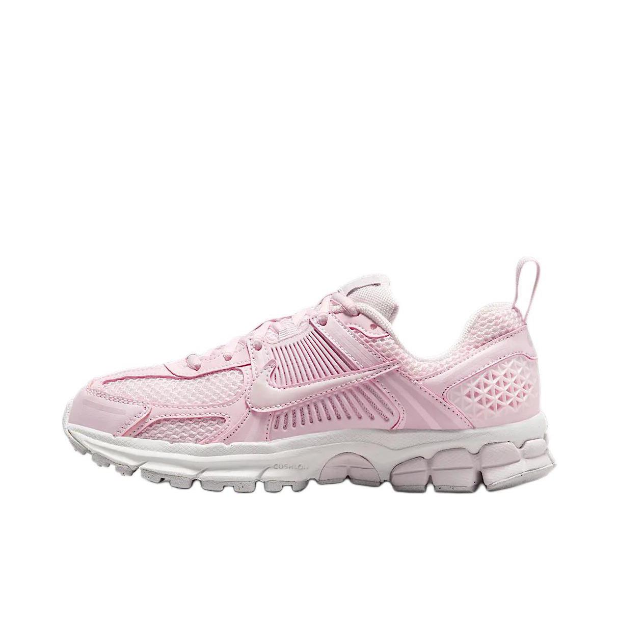 推荐商品：Nike Zoom Vomero 5 跑鞋 舒适缓震网面透气百搭复古支撑训练轻便 大童/珍珠粉/苍野灰/浅紫丁香色/山峰白