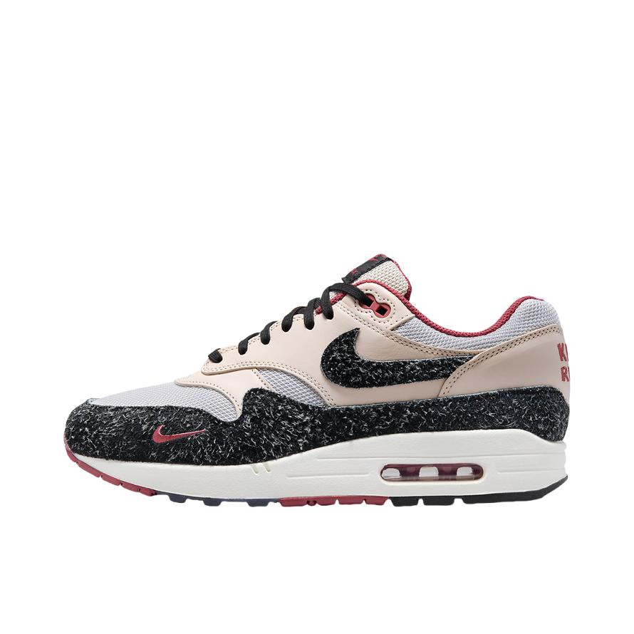 推荐商品：Nike Air Max Excee 跑鞋 防滑耐磨舒适缓震网面透气气垫复古支撑织物合成革圆头贴合抓地 粉色/白色/黑色/米色