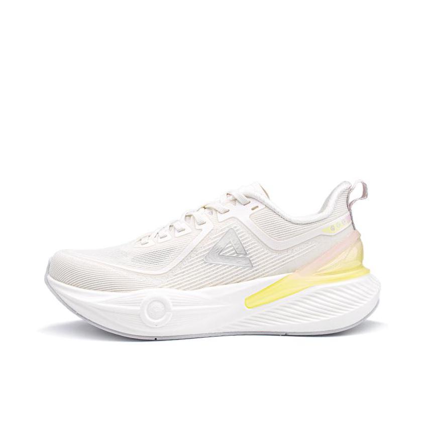 推荐商品：匹克 态极7.0 PRO 体测 缓震回弹 防滑耐磨 舒适轻便 网面透气 橡胶 时尚百搭 跑鞋 乳白色/粉色