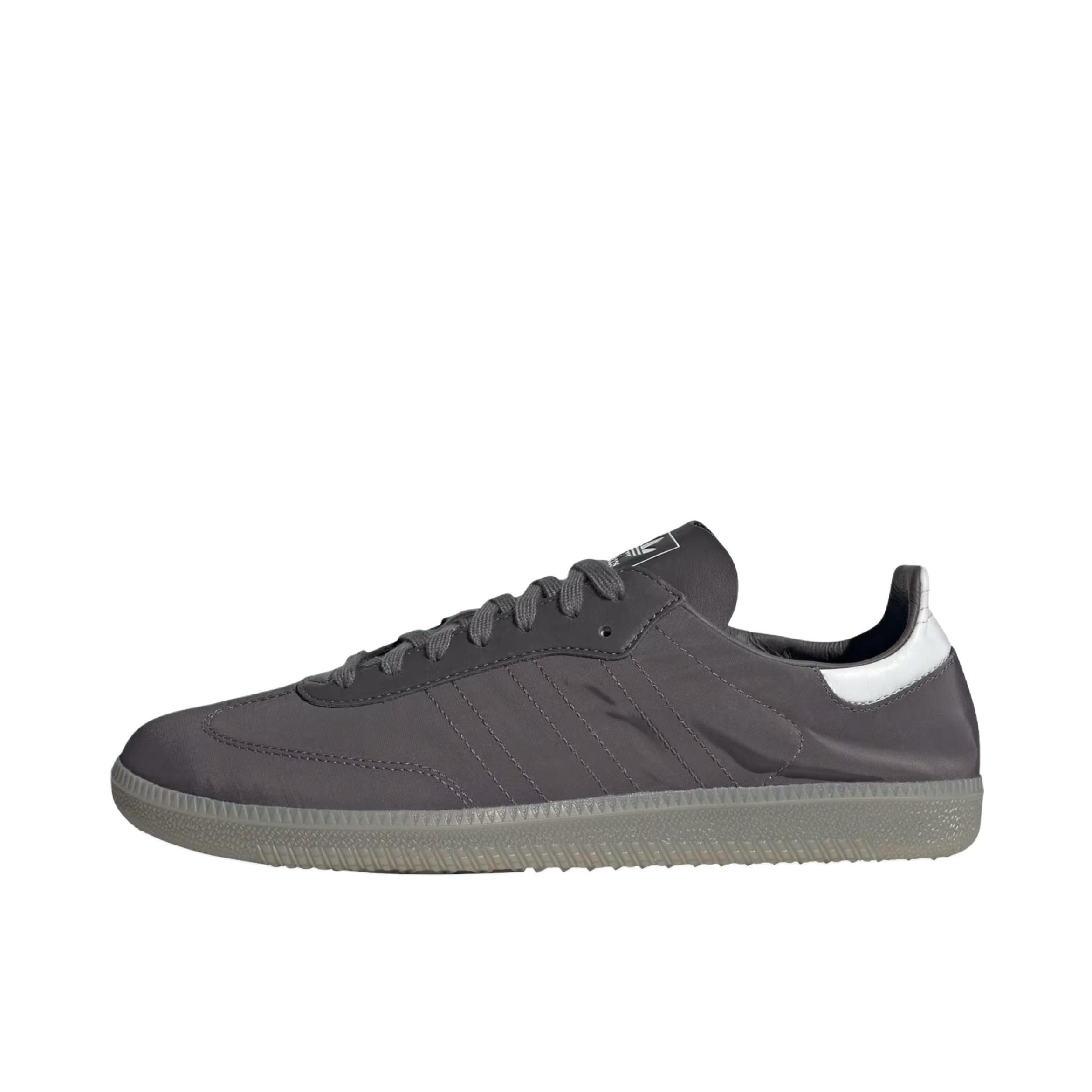 推荐商品：adidas Originals Samba OG T头鞋 板鞋 经典复古舒适百搭耐磨合成革圆头薄底贴合 炭黑色/白色