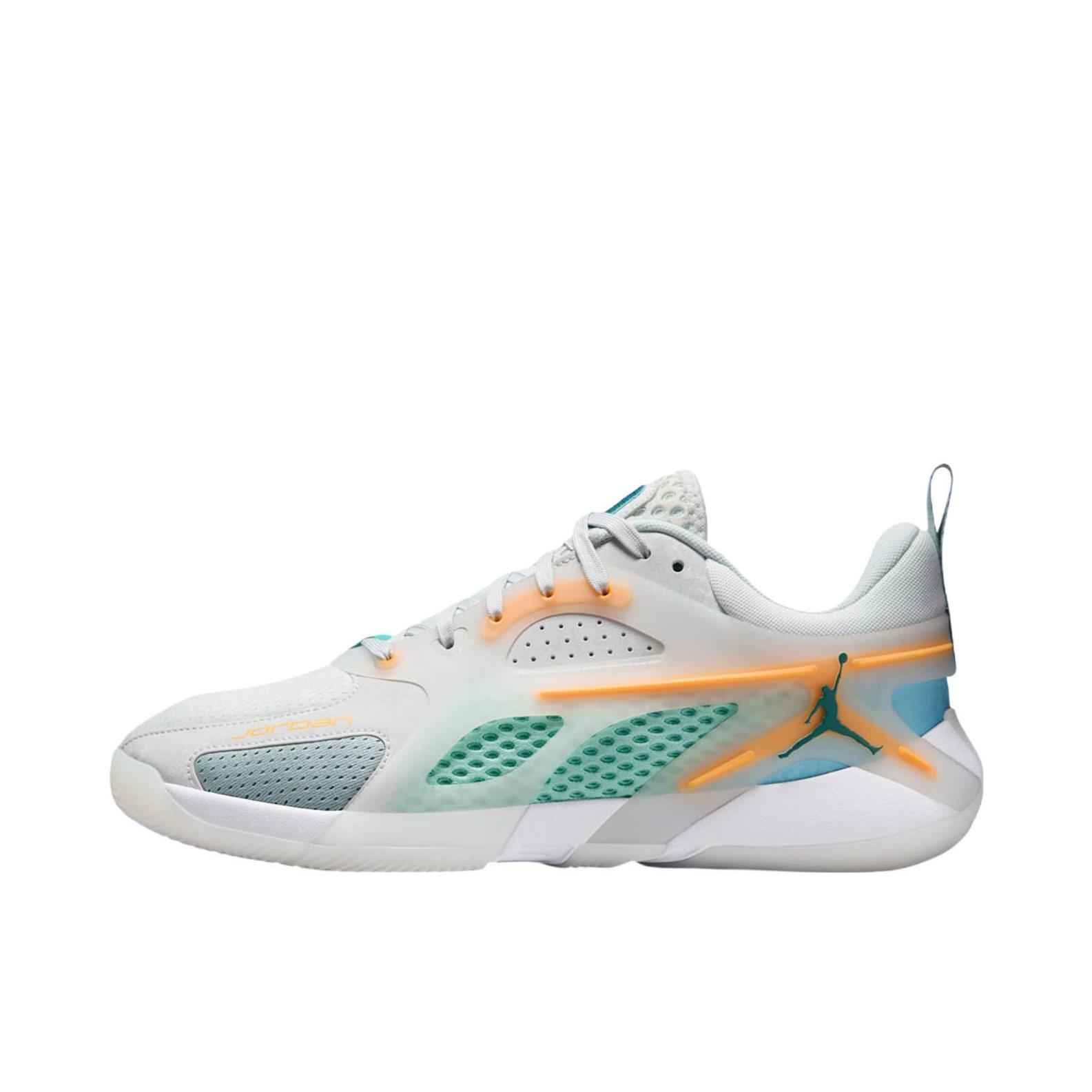 推荐商品：Jordan Heir 1.0 篮球鞋 防滑耐磨舒适缓震轻便透气抗扭FZ2473 浅灰色