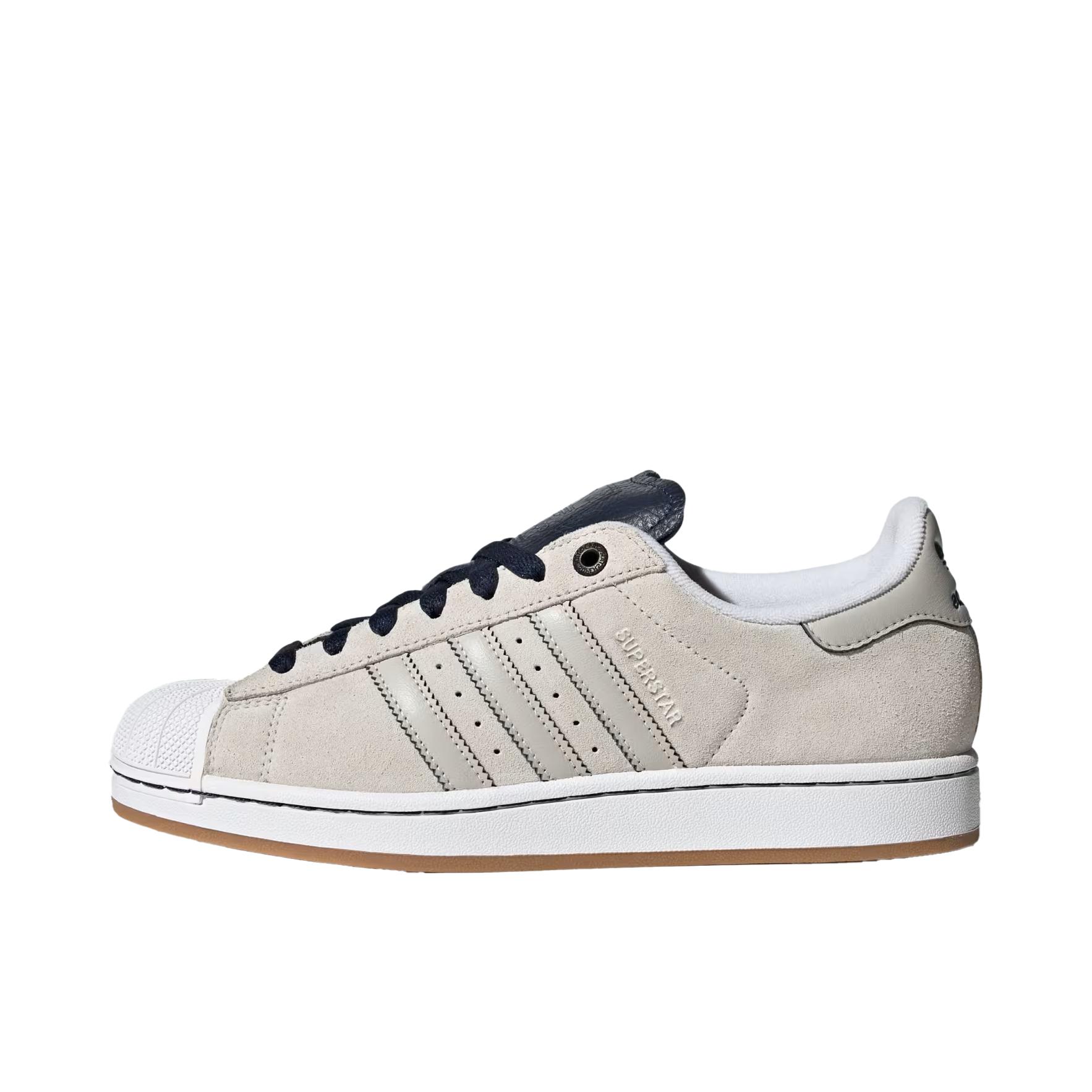 推荐商品：adidas Originals Superstar 2 板鞋 复古防滑耐磨贝壳头贴合圆头支撑 白色/灰色