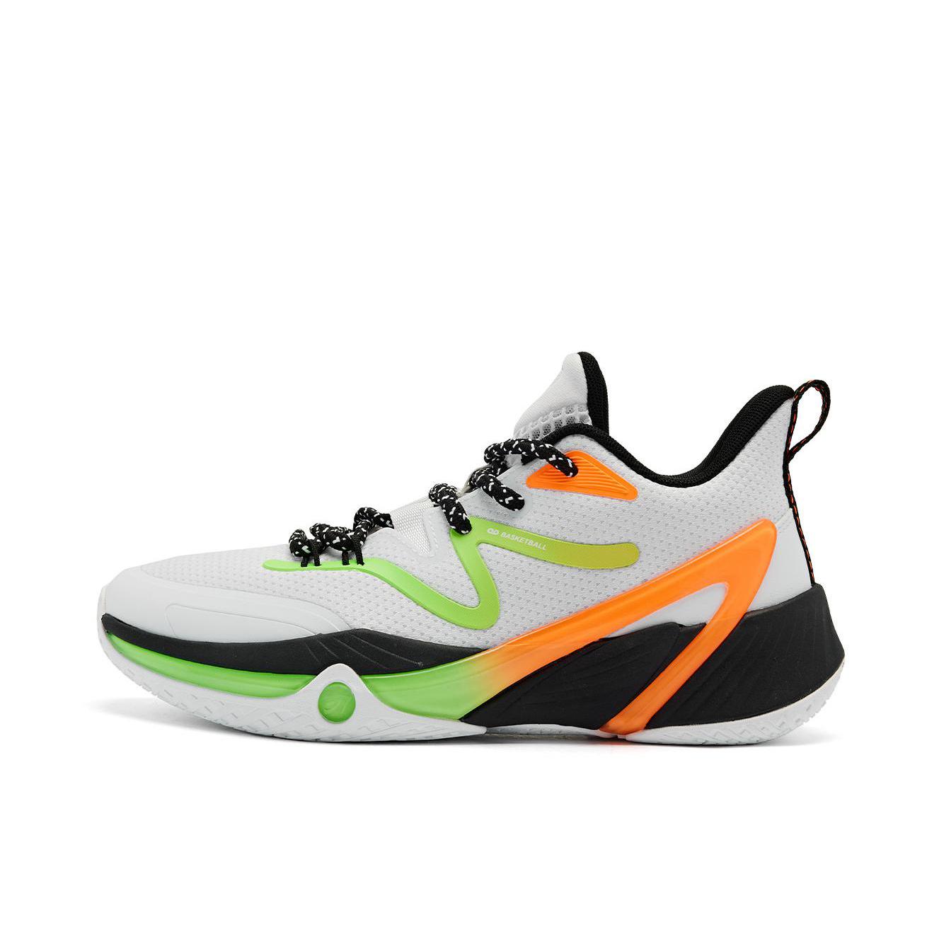 推荐商品：乔丹体育 巭 回弹科技 防滑 篮球鞋 AM12242005 女款/乔丹白/闪亮橘