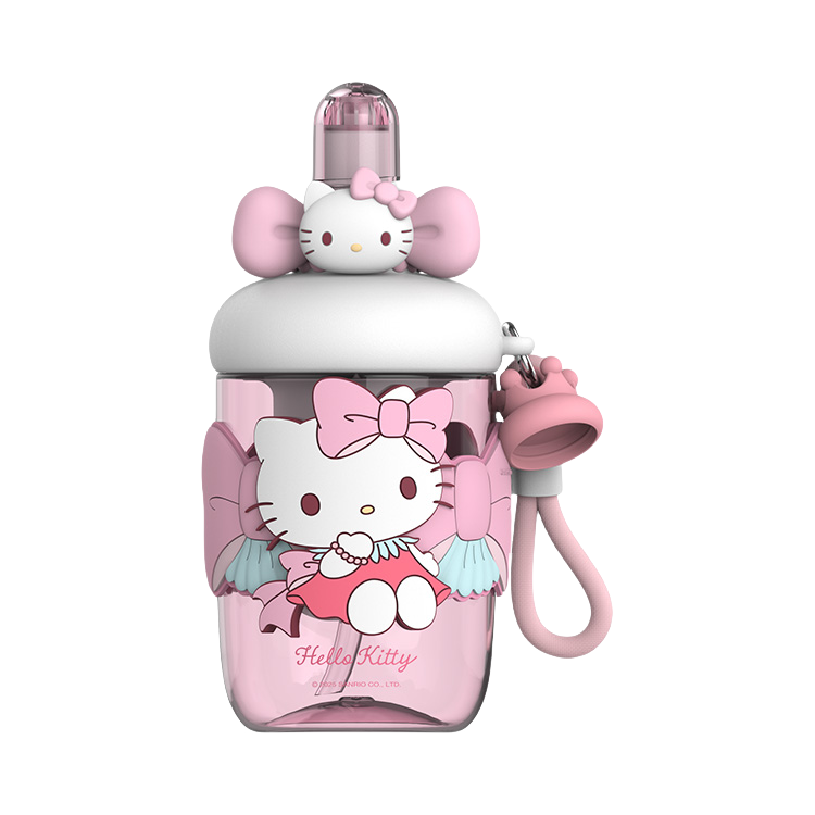 推荐商品：艾可思 三丽鸥系列 650ml 三饮式 Tritan 塑杯