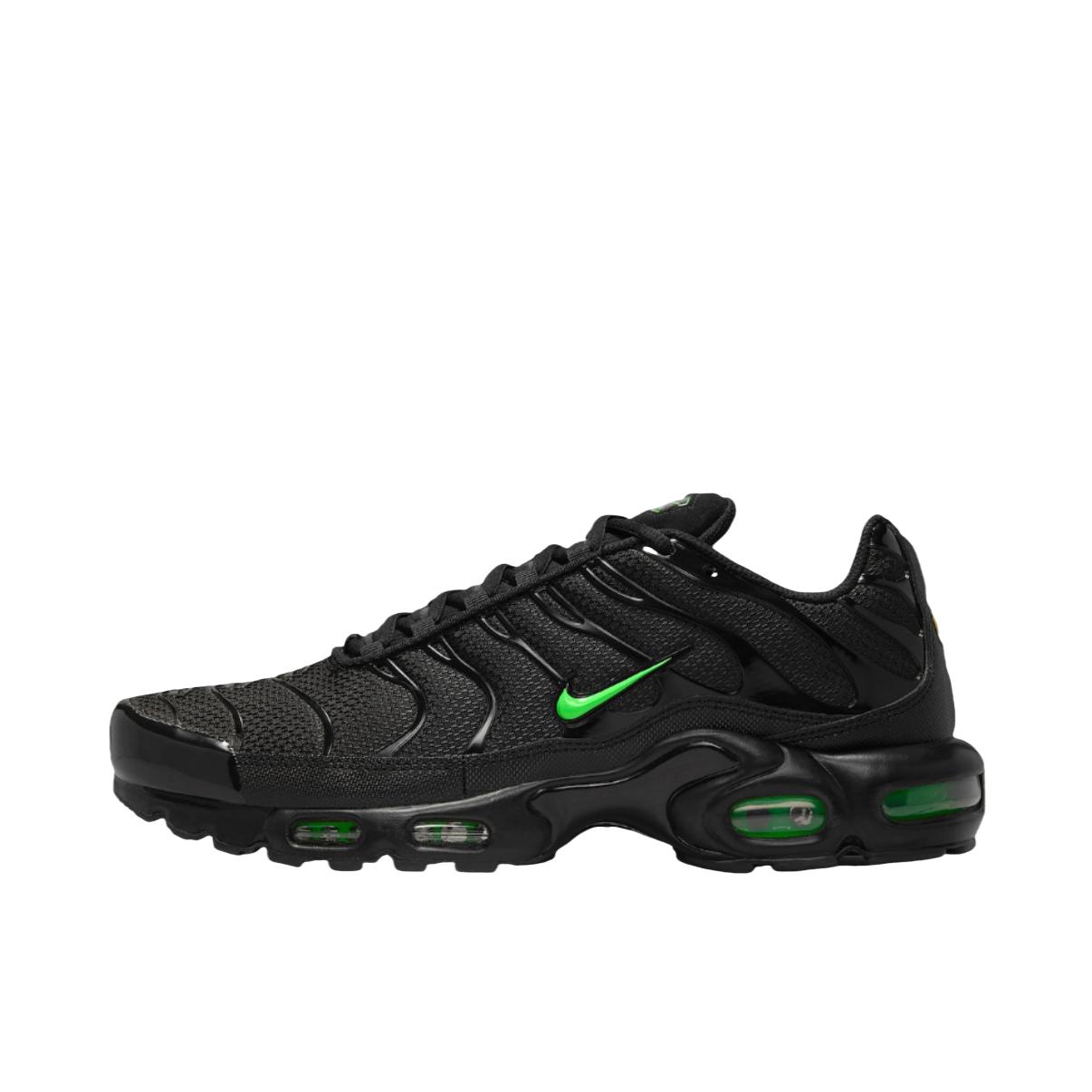 推荐商品：Nike Air Max Plus 跑鞋 休闲舒适轻便网布透气防滑耐磨气垫缓震包裹性贴合圆头 荧绿色/黑色