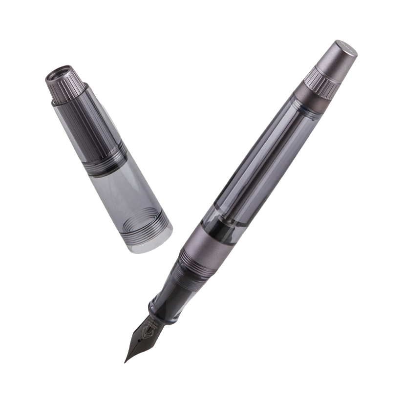 推荐商品：NATAMI/奈多美 太空舰主题系列 F尖0.5mm 墨水笔钢笔 7#WARSHIP