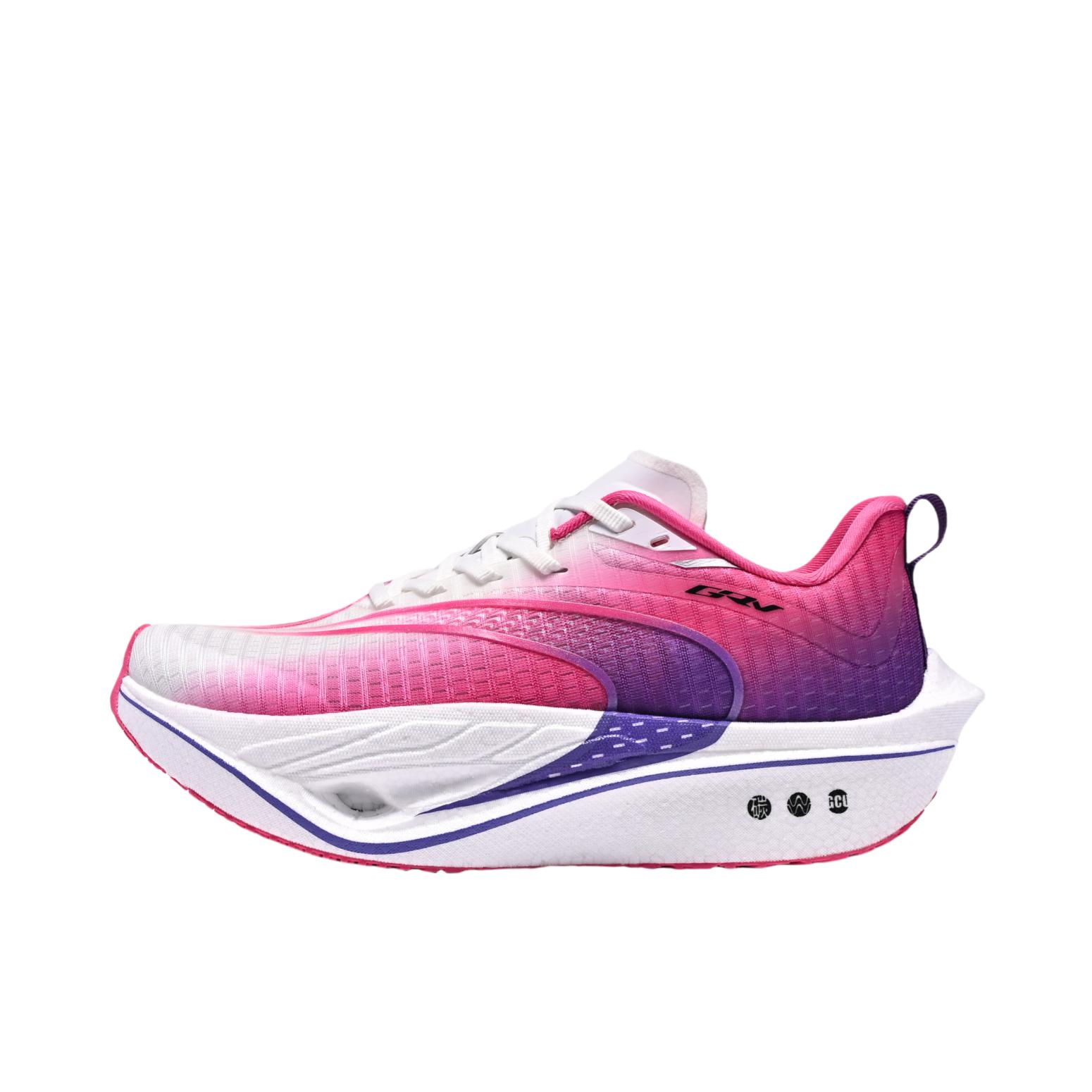 推荐商品：贵人鸟 疾驰1.0 跑鞋 全掌碳板回弹马拉松田径比赛体测体考竞速 QZ11008-2