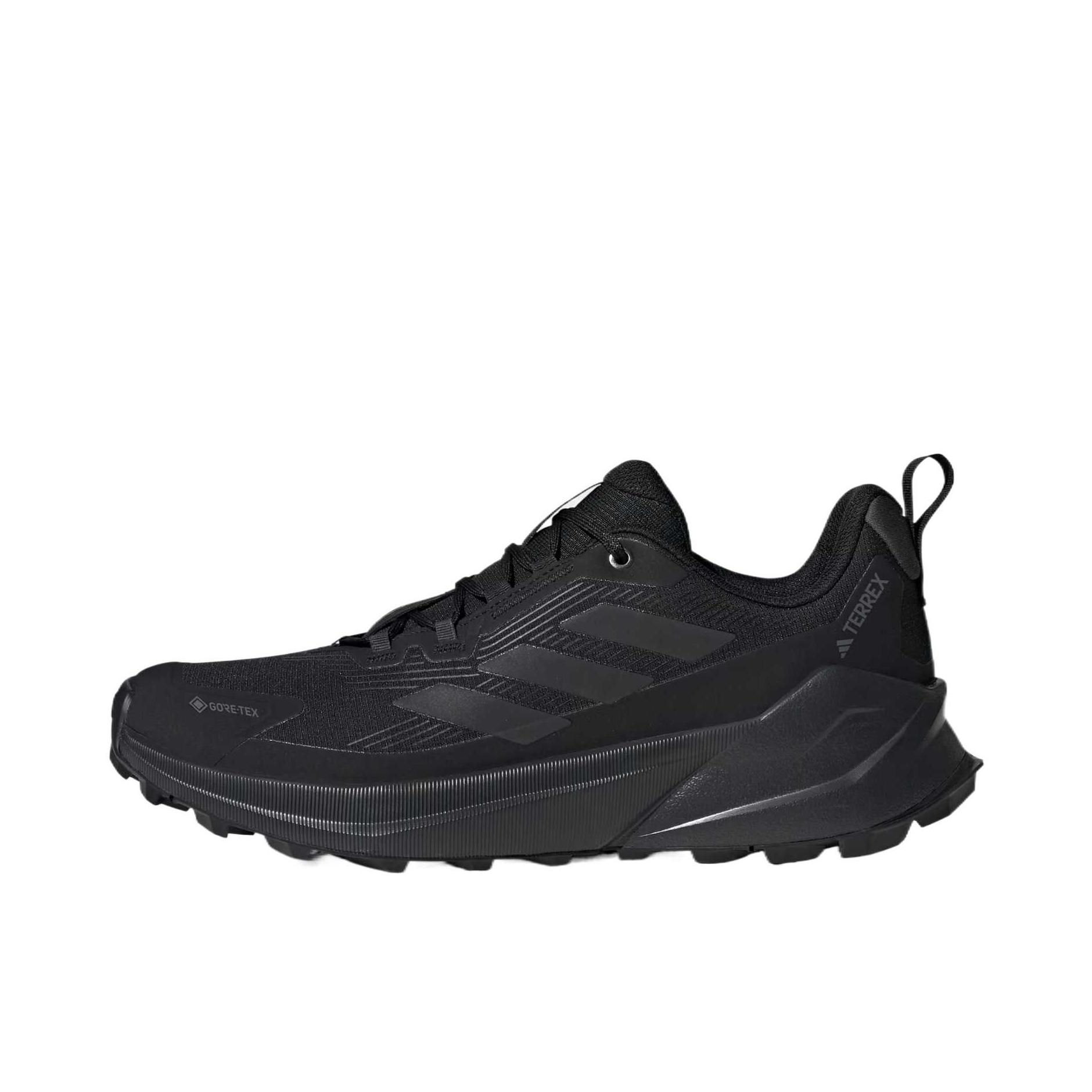 推荐商品：adidas  Terrex  Trailmaker 2.0  舒适缓震 防滑耐磨 防水抓地 户外休闲鞋 男款/黑色