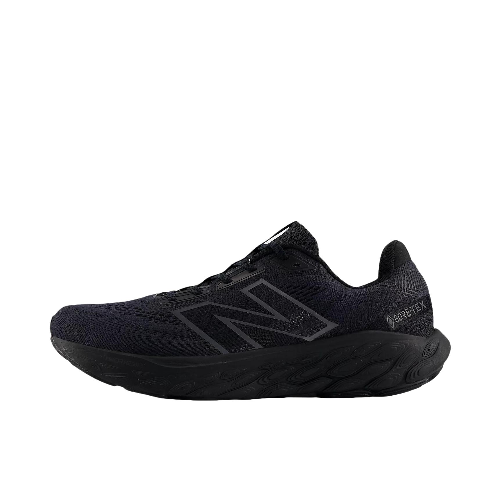 推荐商品：New Balance Fresh Foam X 880v14 跑鞋 网布透气缓震防滑耐磨防水回弹稳定 2E宽/黑色