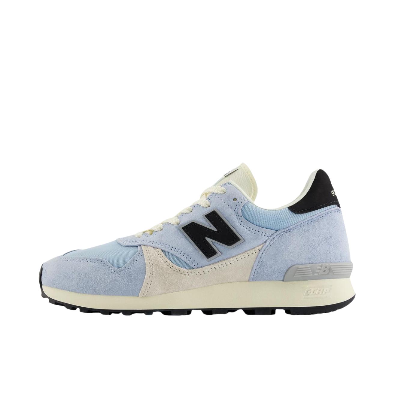 推荐商品：New Balance 475 跑鞋 防滑耐磨舒适透气低帮系带橡胶复古百搭 D宽/浅蓝色 