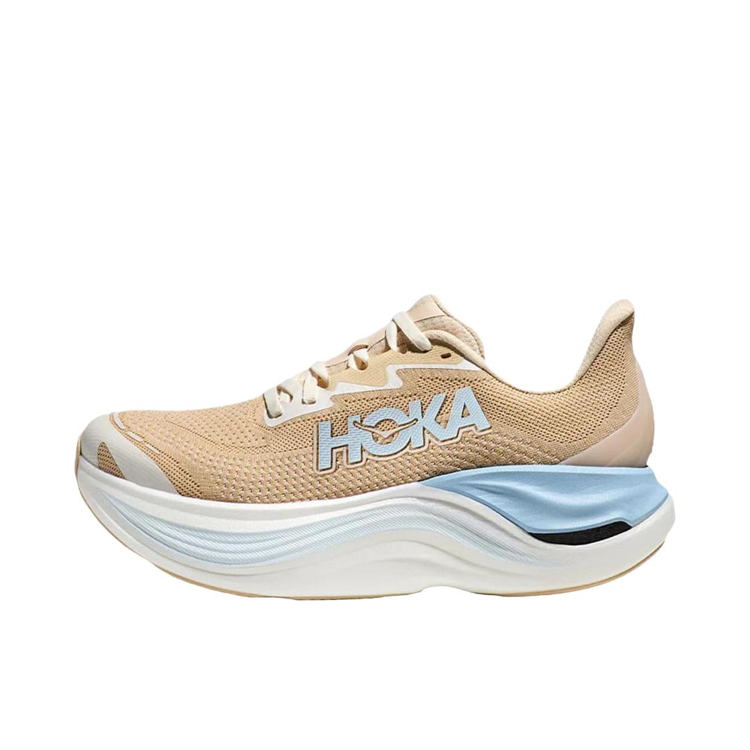 推荐商品：HOKA ONE ONE SKYWARD X 碳板 舒适透气 防滑耐磨 缓震 百搭 时尚潮流 跑鞋 男款/棕色