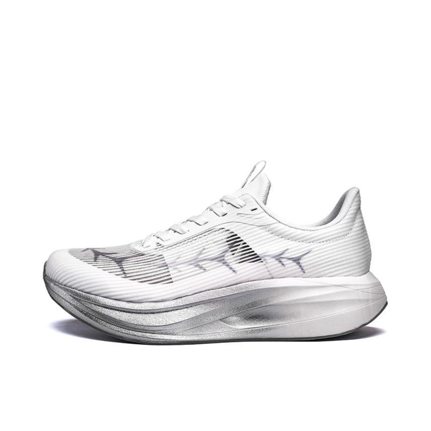 推荐商品：天跑 競碳系列黄金甲 跑鞋 体测中考网面支撑马拉松碳板 暮云白