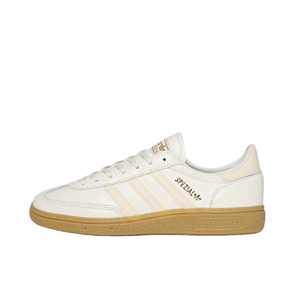 推荐商品：adidas Originals Handball Spezial 薄底鞋 T头鞋 德训鞋 板鞋 简约百搭复古轻便防滑耐磨贴合圆头耐穿 乳白色