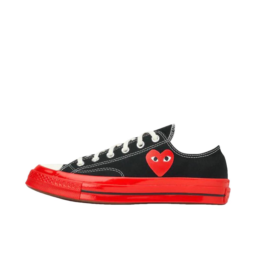 推荐商品：Converse/匡威 Chuck 70 帆布鞋 防滑耐磨轻便透气舒适百搭拼接感方头贴合 PLAY联名/黑色