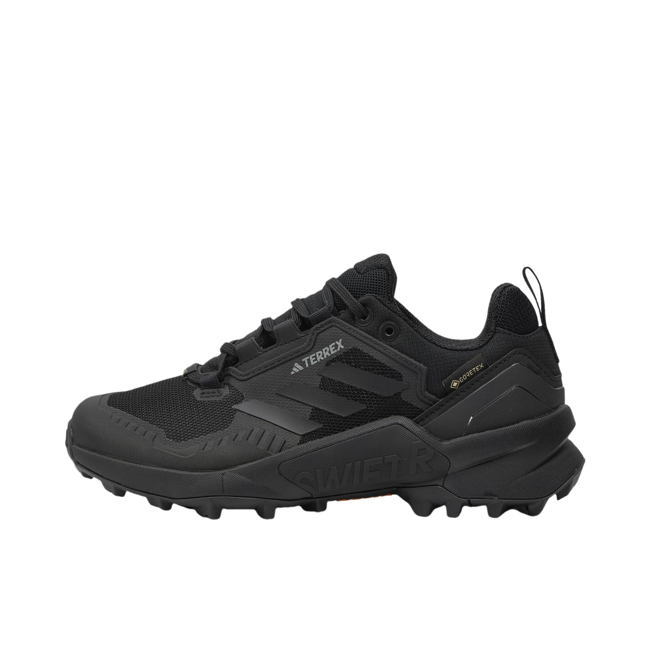 推荐商品：adidas Terrex Swift R3 GTX hiking 减震透气 防滑耐磨 舒适 防水 登山鞋 女款/黑色