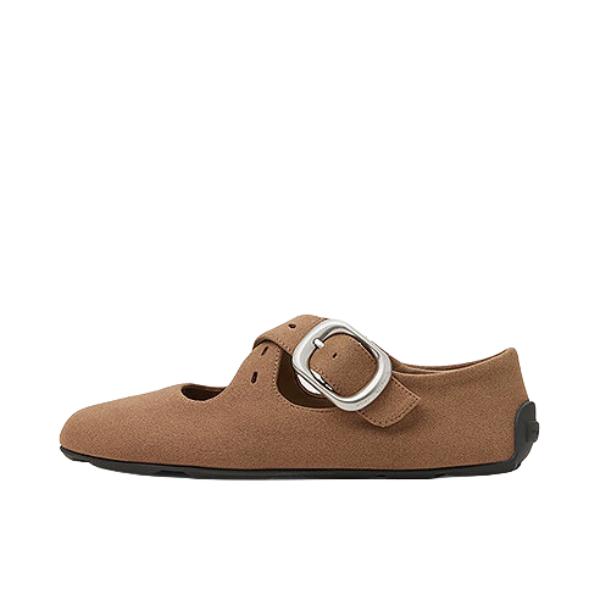 推荐商品：CHARLES&KEITH 单鞋 舒适潮流平底 CK1-70580264 棕色