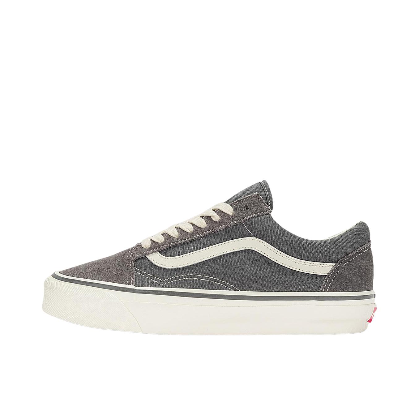 推荐商品：Vans/范斯 Old Skool 滑板鞋 板鞋 轻便防滑复古舒适经典 雾灰色/白色