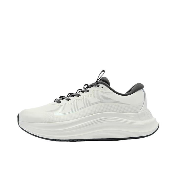 推荐商品：乔丹体育 轻便透气 缓震软底 防滑耐磨 舒适 时尚潮流 跑鞋 QDB022244240 女款/桦白色/电掣灰