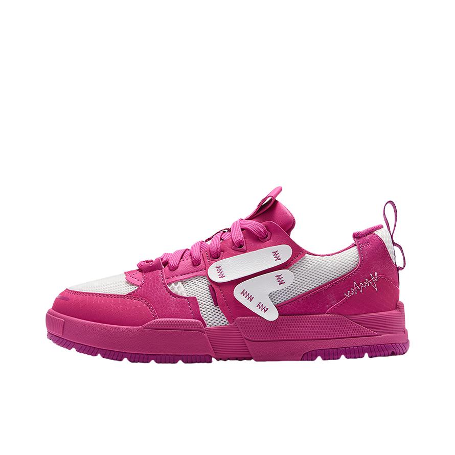 推荐商品：FILA/斐乐 GEOMETRY 板鞋 系带低帮几何拼接增高 女款/标准白/丁香玫瑰红