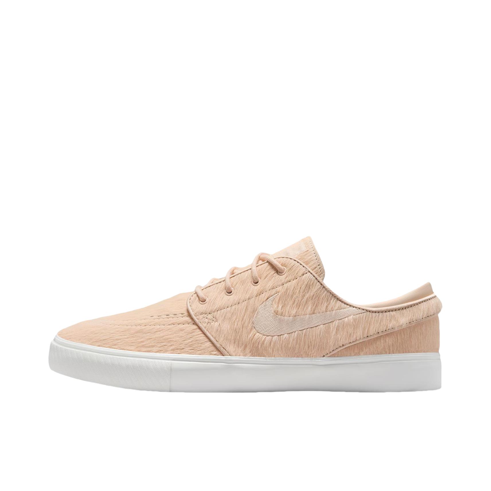 推荐商品：Nike SB Zoom Janoski OG+ 滑板鞋 板鞋 缓震舒适轻便防滑耐磨胶底复古时尚潮流 浅棕色
