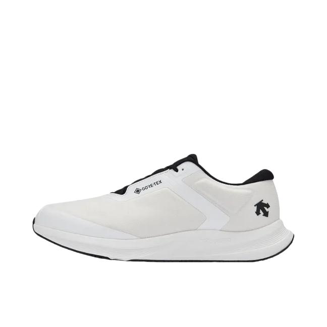推荐商品：迪桑特 RUNNING GORE-TEX 跑鞋 防水缓震回弹 白色