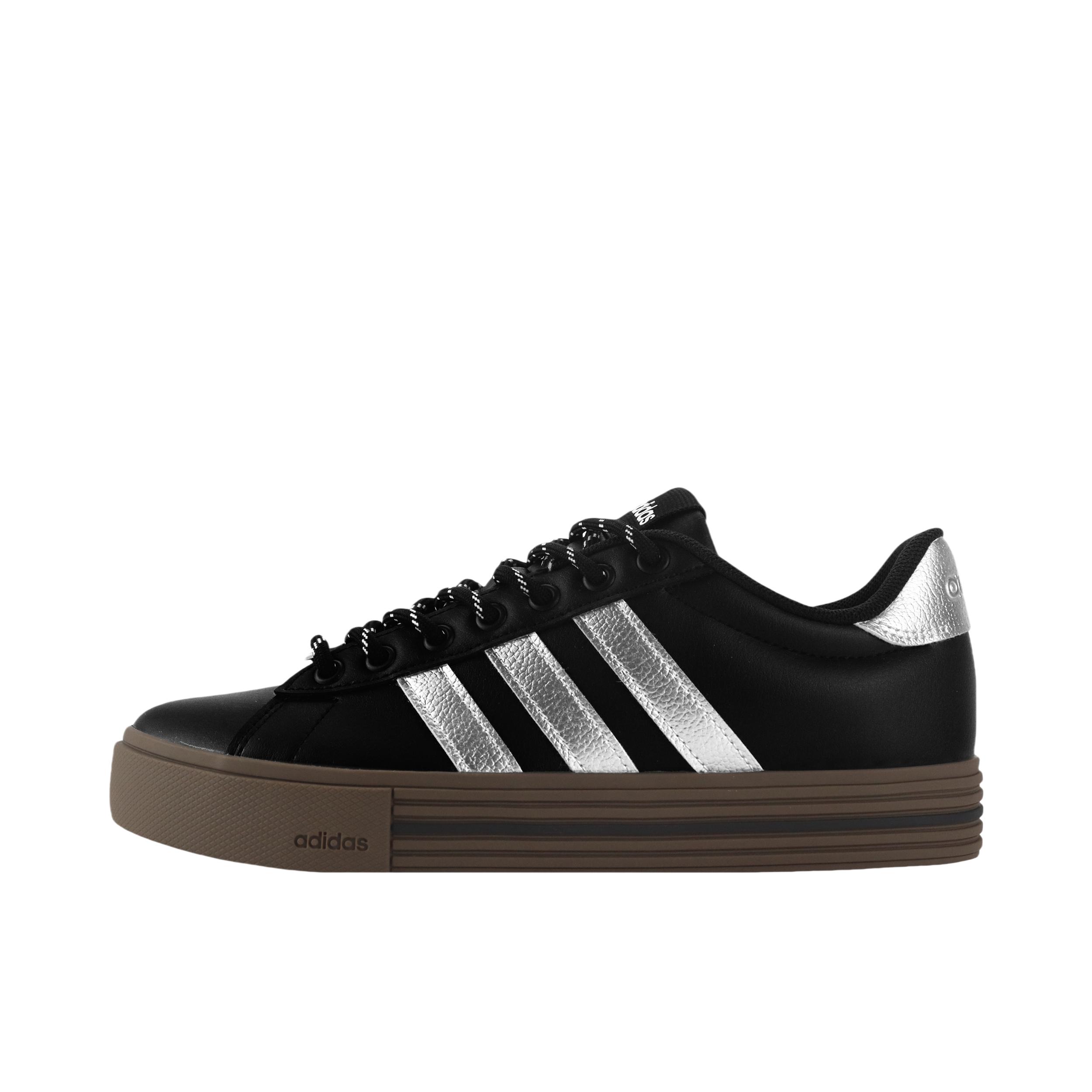 推荐商品：【定制球鞋】 adidas Daily 4.0 板鞋 防滑耐磨轻便 黑色/银色 