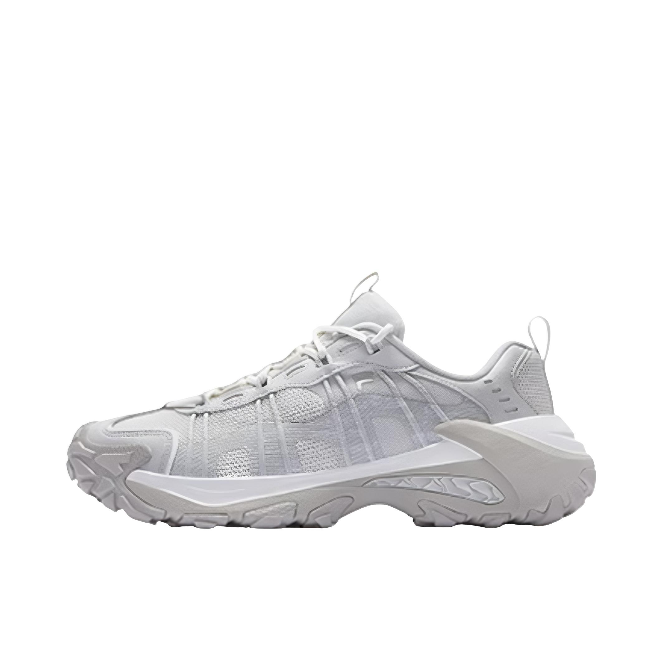 推荐商品：【赵露思同款】 FILA/斐乐 EXOCET II 运动休闲鞋 户外鞋 登山鞋 徒步鞋 百搭低帮耐磨舒适 雾霾灰/磨菇灰色