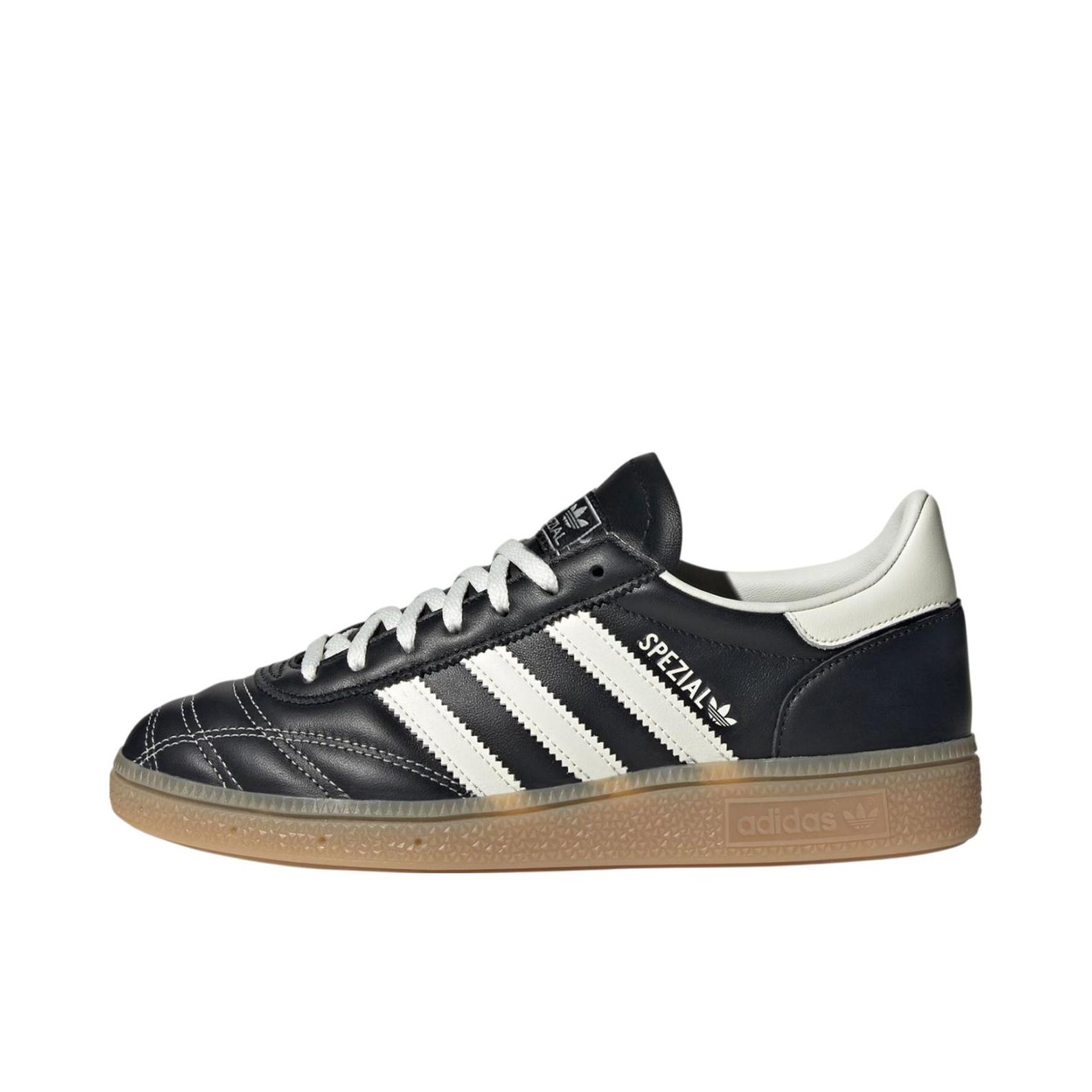 推荐商品：adidas Originals Handball Spezial 薄底鞋 T头鞋 德训鞋 板鞋 简约百搭复古轻便防滑耐磨贴合圆头耐穿 核心黑色/白色/银色