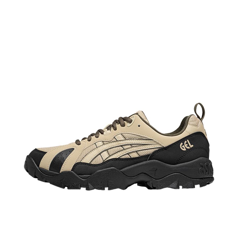 推荐商品：Asics/亚瑟士 Gel-Truck 防滑耐磨 舒适减震 织物 合成革 简约复古 运动休闲鞋 米白色
