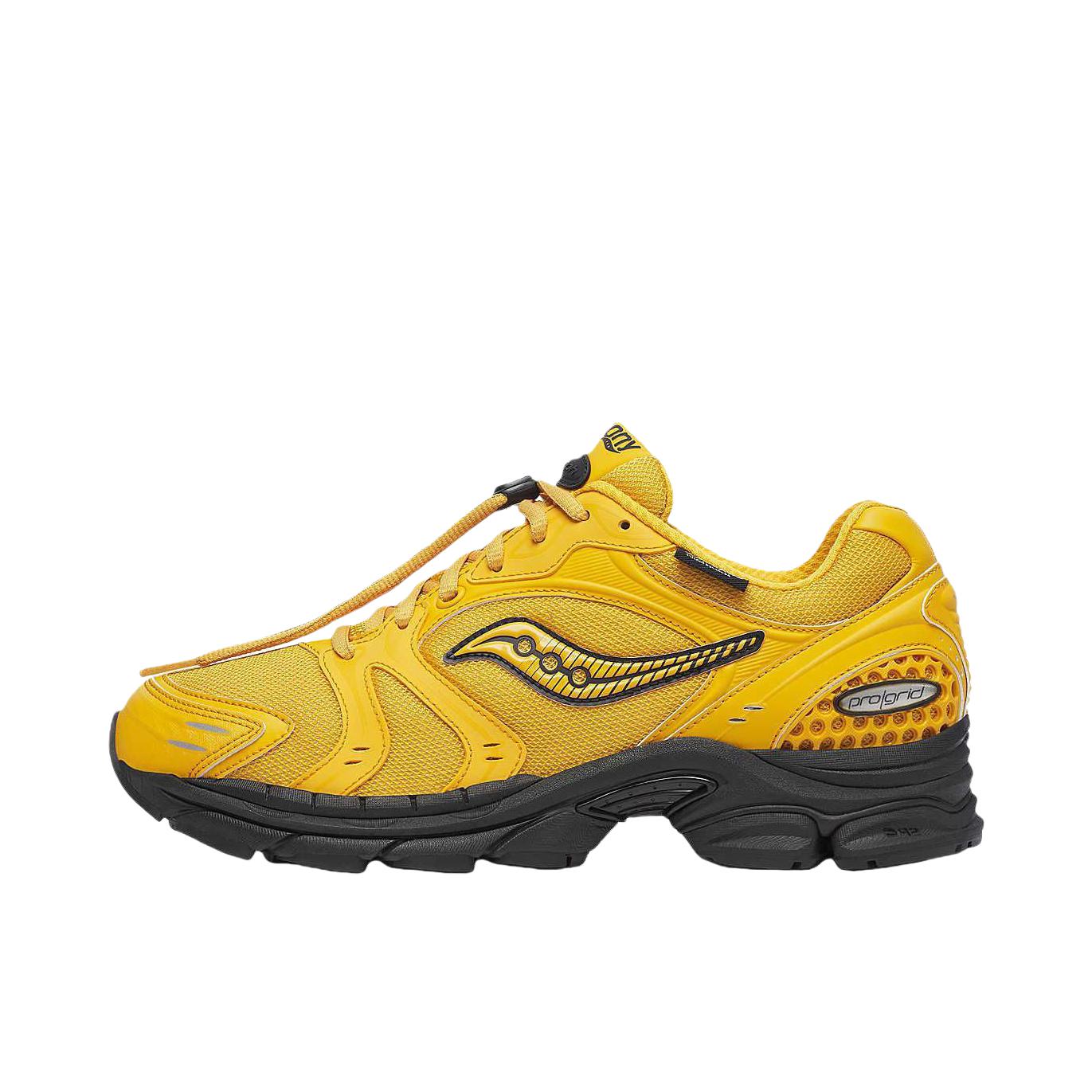 推荐商品：Saucony/索康尼 Progrid Triumph 4 舒适减震 防滑耐磨 网布透气 时尚潮流 缓震 复古 合成革 织物 户外 跑步 运动休闲鞋 黄色/黑色