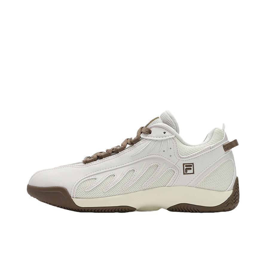推荐商品：【易烊千玺同款】FILA/斐乐 ADE 2025 情侣 系带 低帮 运动休闲鞋 女款/古白色/羊皮纸粉