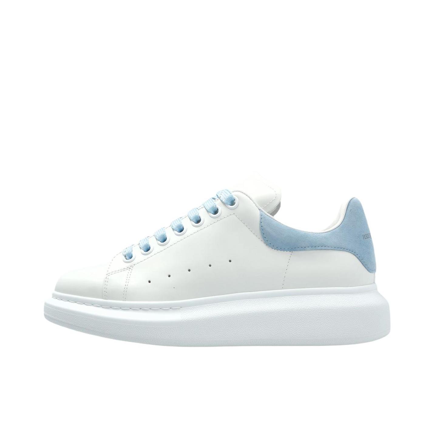 推荐商品：Alexander McQueen/亚历山大麦昆 舒适 耐磨 圆头 皮革 增高 防水 厚底鞋 运动休闲鞋 女款/白色/淡蓝色 