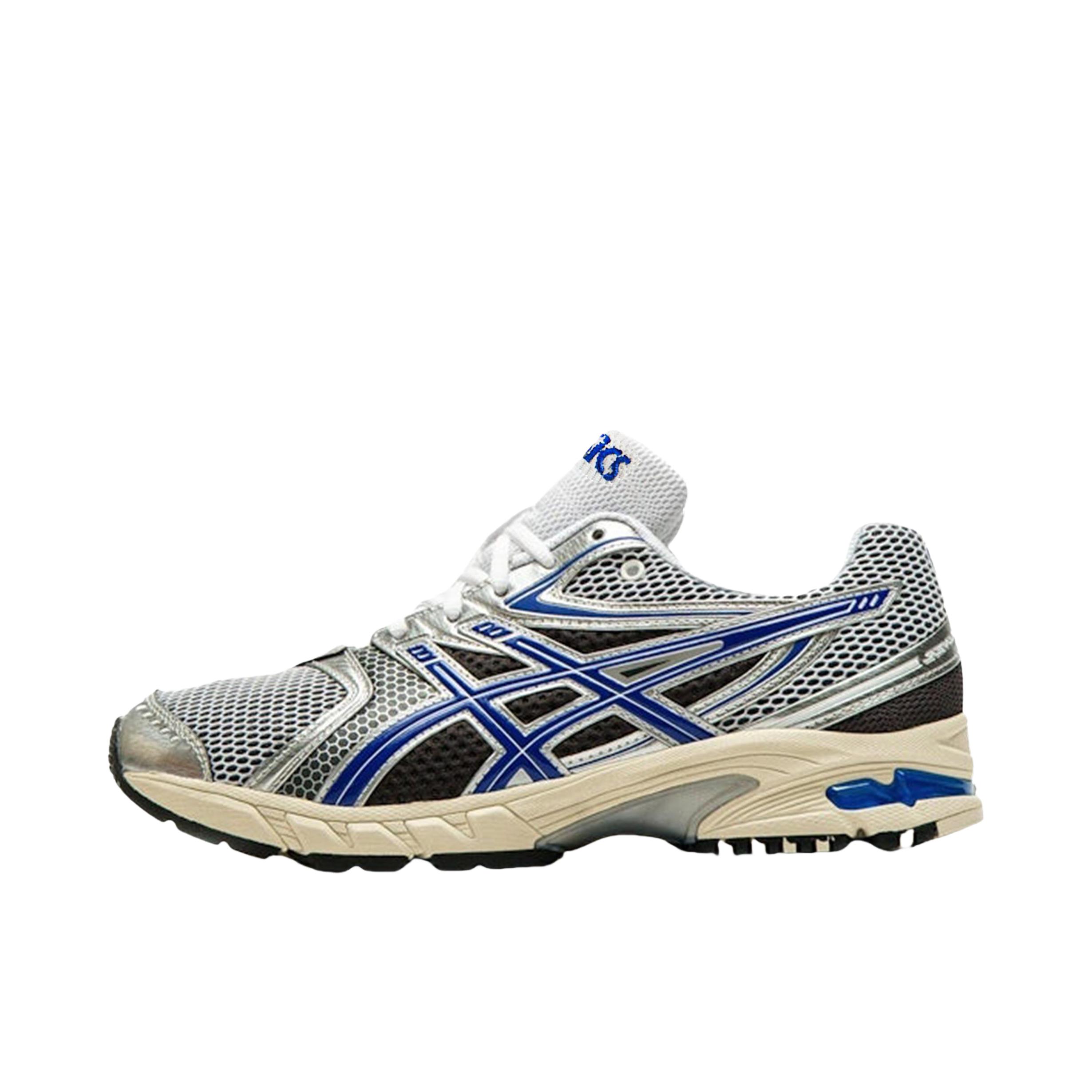 推荐商品：Asics/亚瑟士 GEL-DS Trainer 14 跑鞋 复古防滑耐磨缓震透气舒适低帮时尚支撑贴合圆头 灰色/银色/蓝色