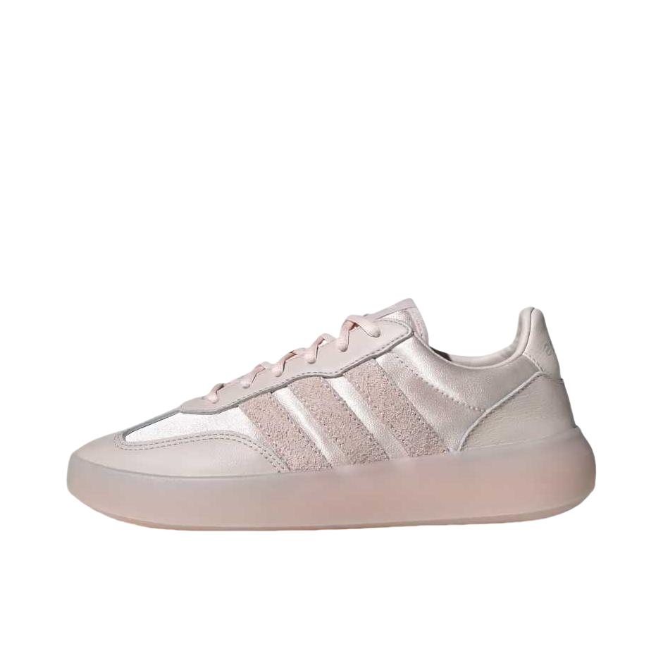 推荐商品：adidas BARREDA DECODE T头鞋 德训鞋 板鞋 百搭复古时尚简约防滑耐磨舒适轻便透气薄底贴合支撑 浅粉色