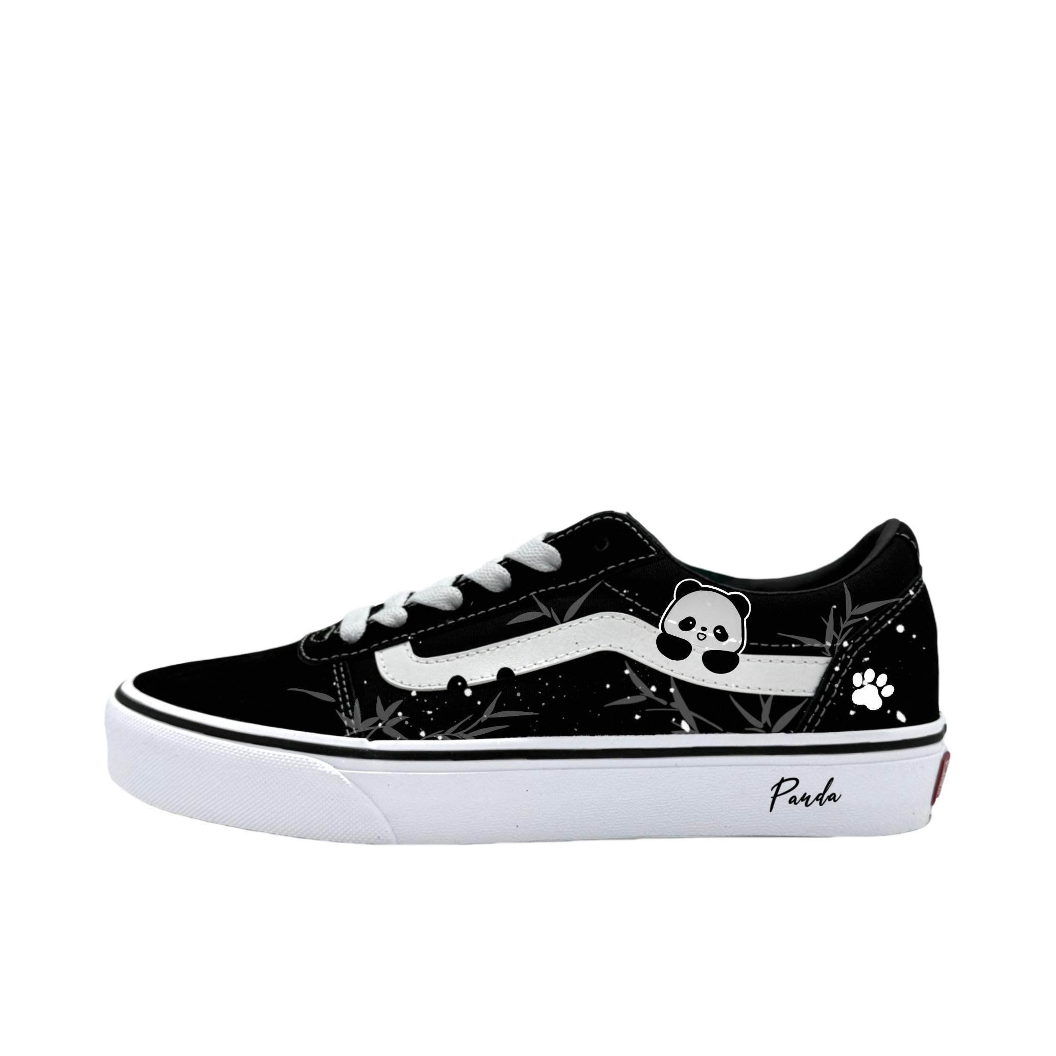 推荐商品：【定制球鞋】 Vans/范斯 Ward Active 板鞋 国潮低帮圆头 黑白熊猫