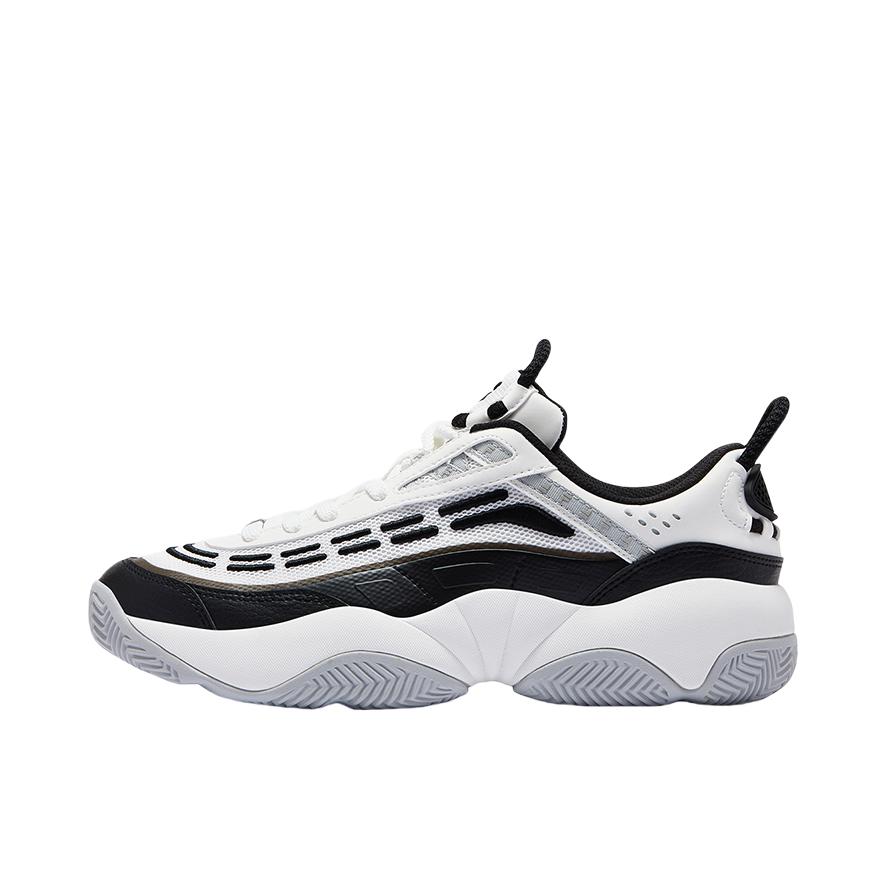 推荐商品：FILA/斐乐 FIRE 火焰 防滑耐磨 舒适 时尚潮流 百搭复古 运动休闲鞋 白色/黑色