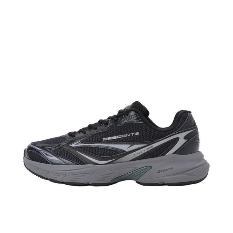 推荐商品：迪桑特 SPORTS STYLE系列 跑鞋 百搭运动透气 黑色/白色