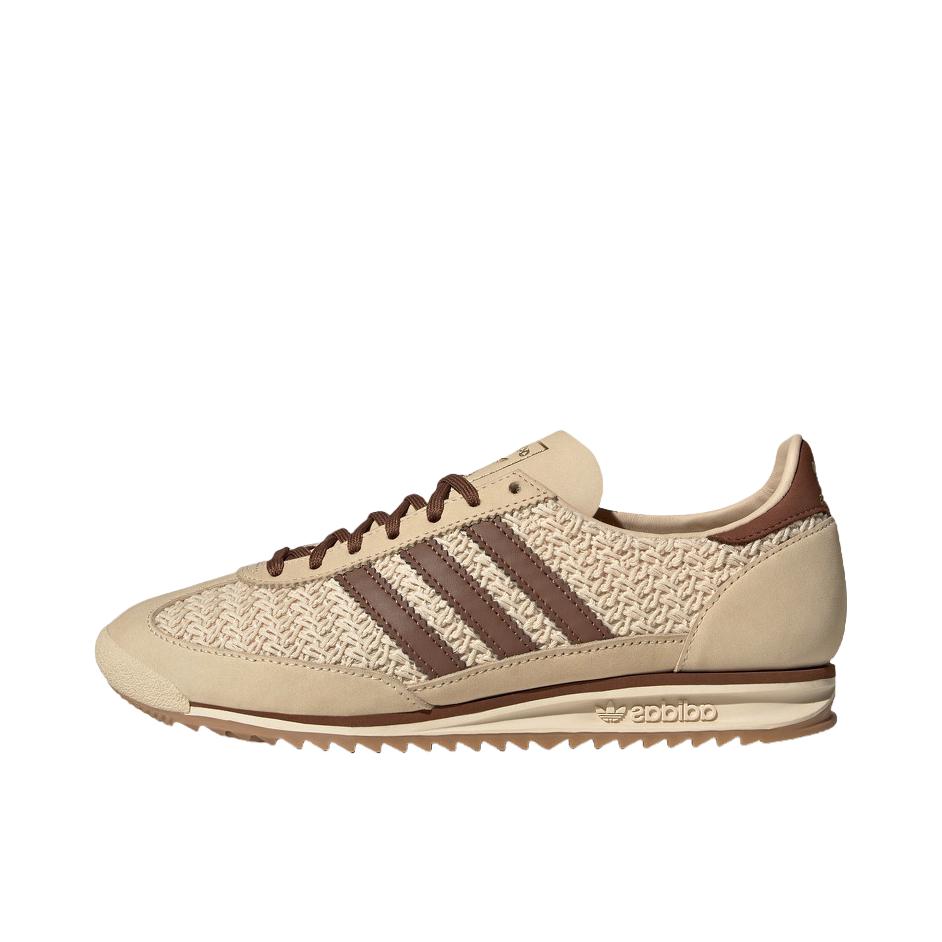 推荐商品：【马思纯同款】 adidas Originals SL 72 T头鞋 德训鞋 运动休闲鞋 轻便防滑耐磨透气舒适简约复古 岩层沙暴土/柔和棕/乳白色